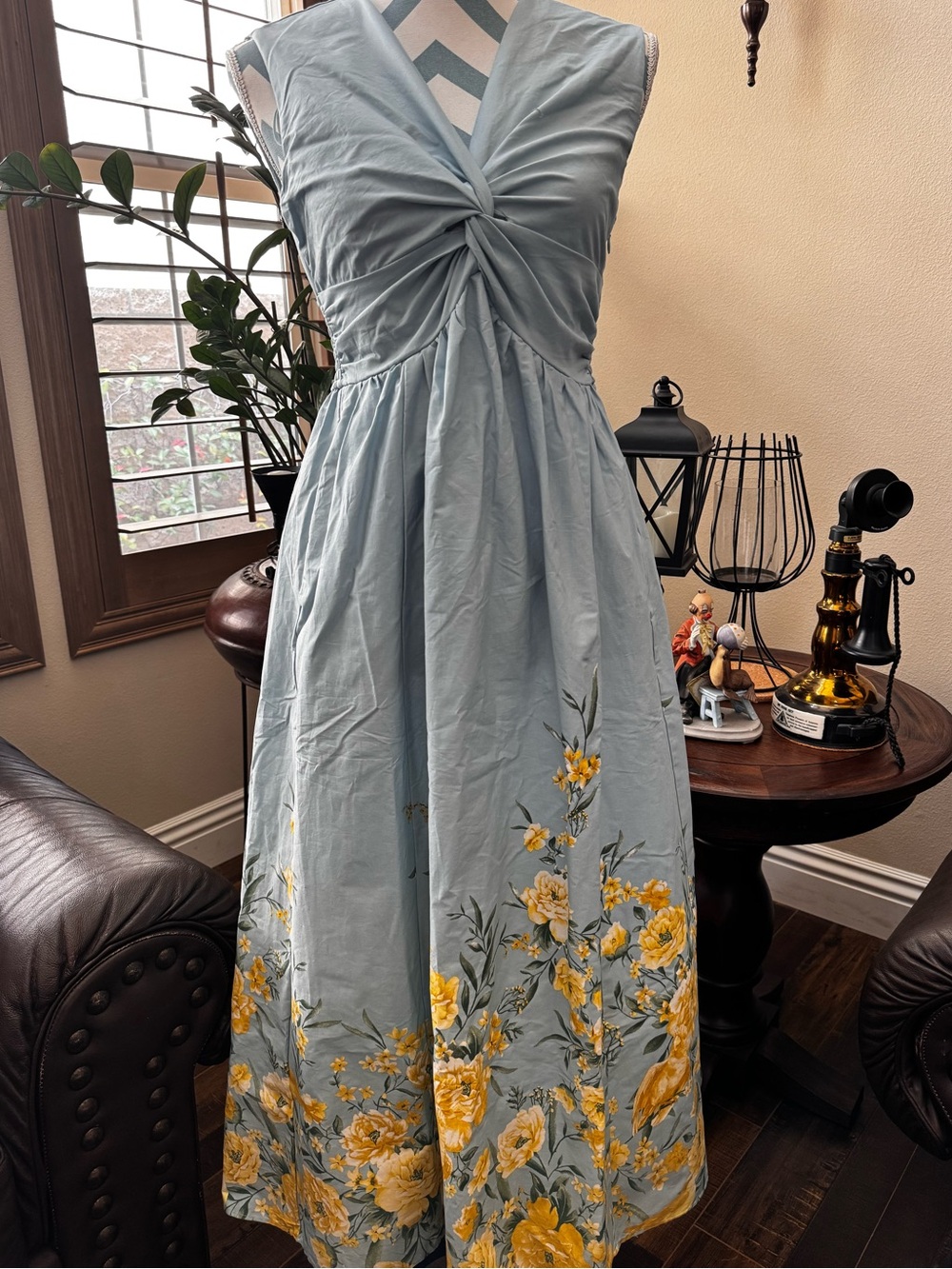 ✅NEW “Rachel Zoe” Turquoise Blue Floral Border Maxi Dress